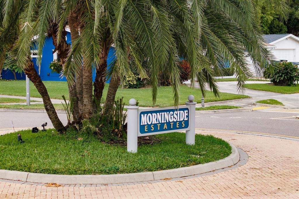 合同活跃: $550,000 (2 贝兹, 2 浴室, 1471 平方英尺)