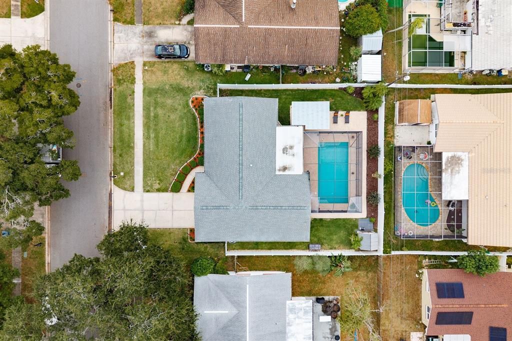 合同活跃: $550,000 (2 贝兹, 2 浴室, 1471 平方英尺)