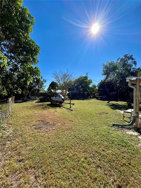 For Sale: $269,900 (3 beds, 1 baths, 984 Square Feet)