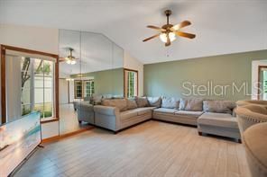 For Rent: $2,100 (3 beds, 2 baths, 2043 Square Feet)