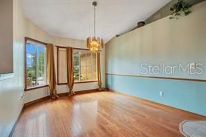 For Rent: $2,100 (3 beds, 2 baths, 2043 Square Feet)