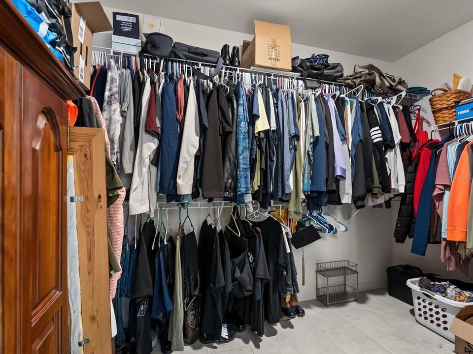 En Venta: $613,500 (4 camas, 3 baños, 2466 Pies cuadrados)