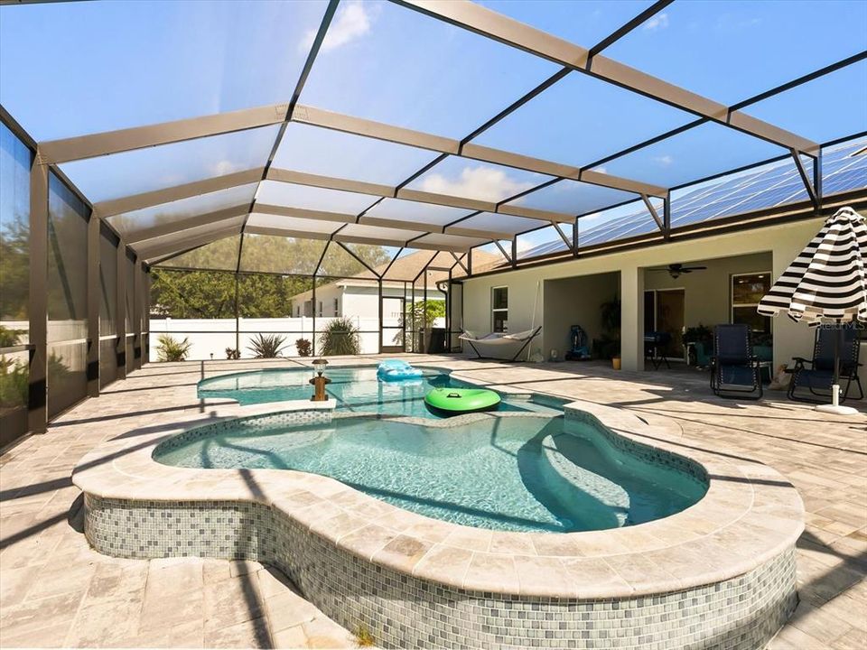 En Venta: $613,500 (4 camas, 3 baños, 2466 Pies cuadrados)