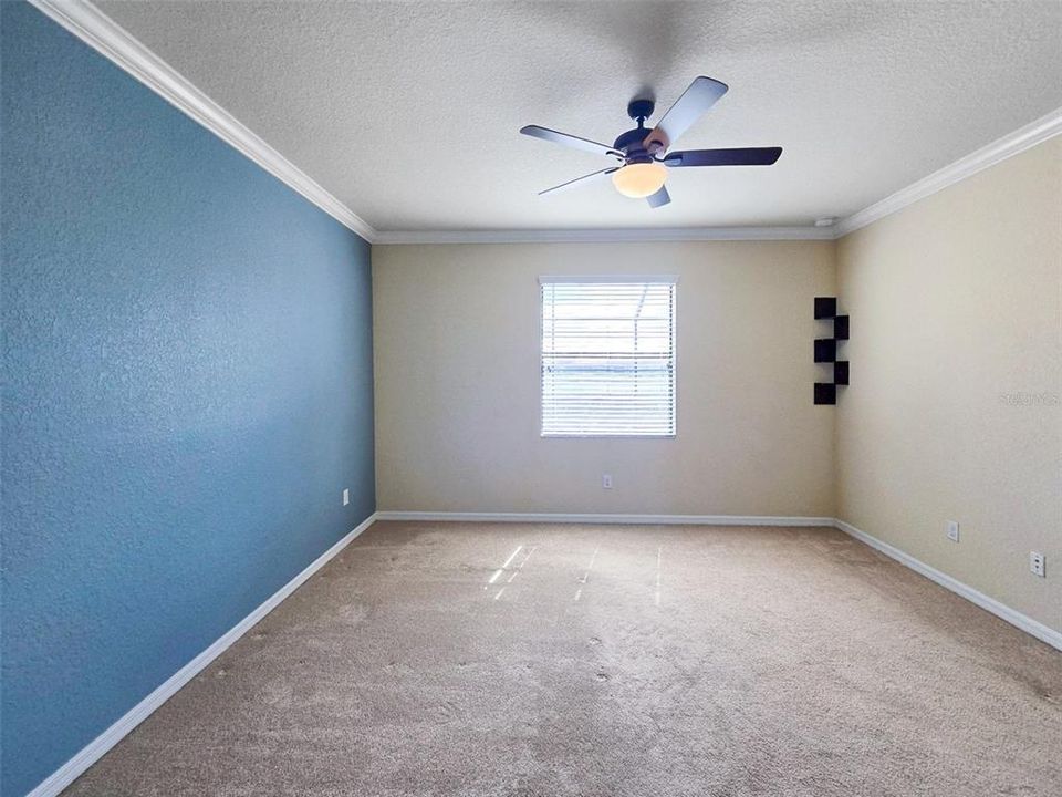 出租: $4,200 (4 贝兹, 3 浴室, 2884 平方英尺)