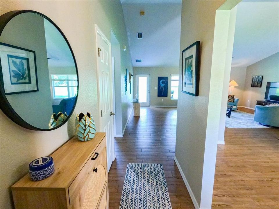 For Rent: $2,400 (3 beds, 2 baths, 1639 Square Feet)