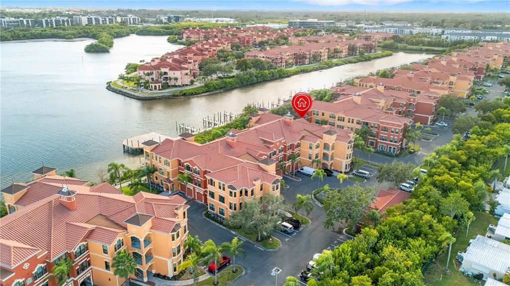 For Sale: $295,000 (2 beds, 2 baths, 1198 Square Feet)