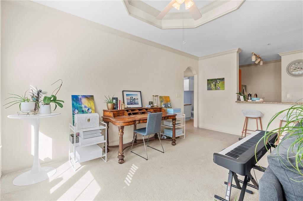 For Sale: $295,000 (2 beds, 2 baths, 1198 Square Feet)