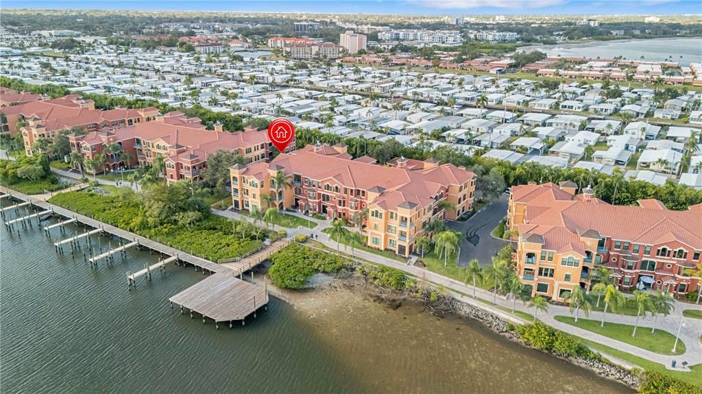 For Sale: $295,000 (2 beds, 2 baths, 1198 Square Feet)