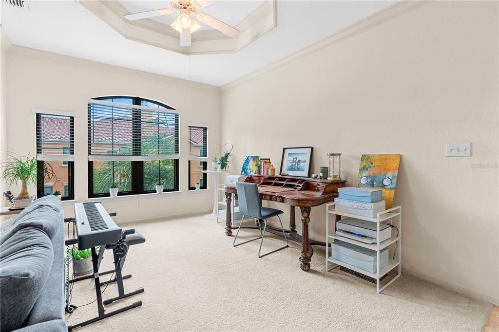 For Sale: $295,000 (2 beds, 2 baths, 1198 Square Feet)