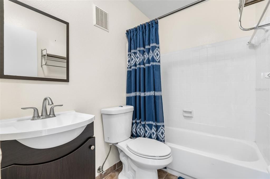 待售: $299,000 (3 贝兹, 2 浴室, 1419 平方英尺)