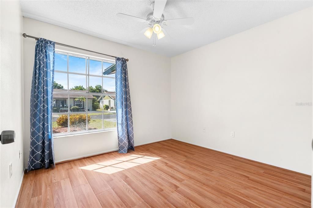 待售: $299,000 (3 贝兹, 2 浴室, 1419 平方英尺)