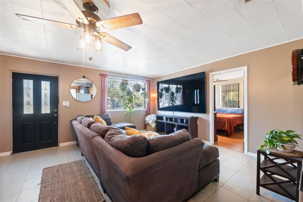 En Venta: $265,000 (2 camas, 2 baños, 1234 Pies cuadrados)