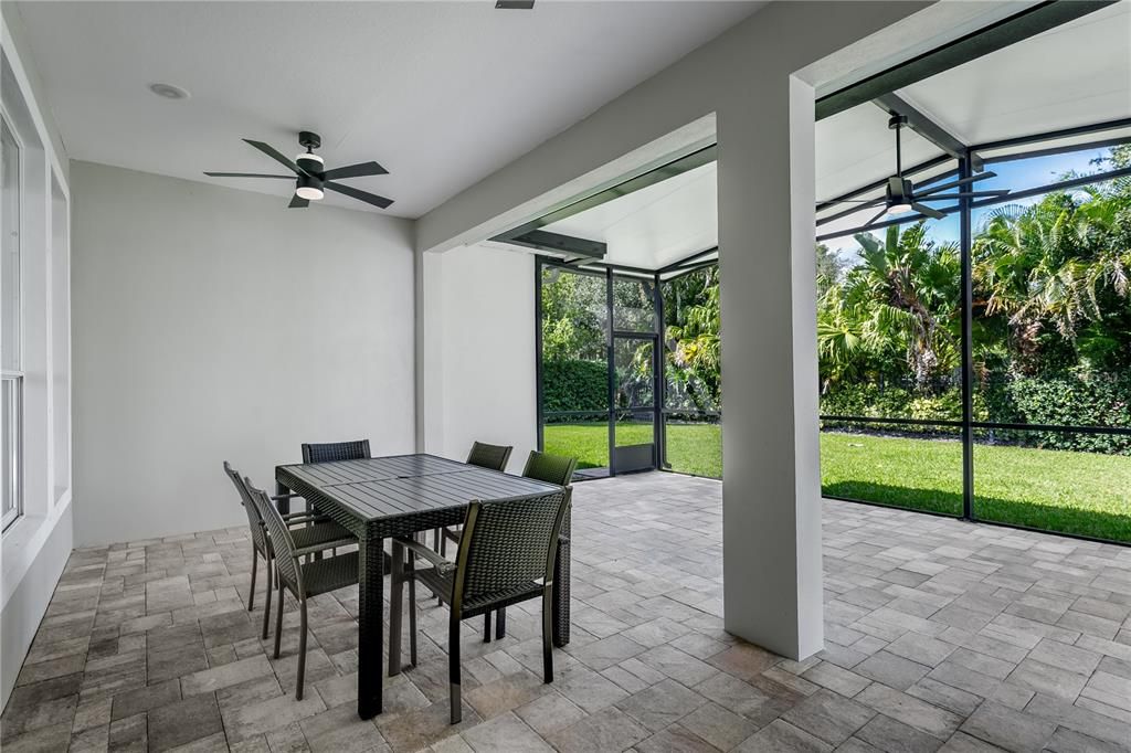 待售: $870,000 (4 贝兹, 3 浴室, 2806 平方英尺)