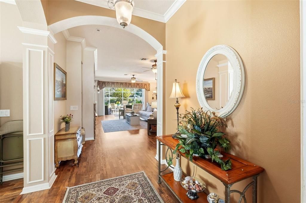 Под контрактом: $450,000 (3 спален, 2 ванн, 2480 Квадратных фут)