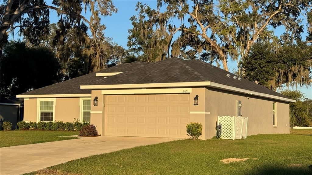 For Sale: $334,900 (4 beds, 2 baths, 1766 Square Feet)