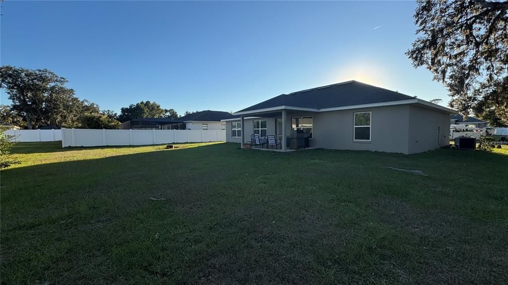 For Sale: $334,900 (4 beds, 2 baths, 1766 Square Feet)