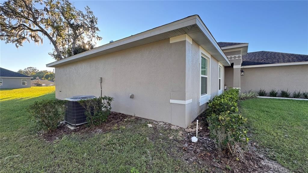 For Sale: $334,900 (4 beds, 2 baths, 1766 Square Feet)