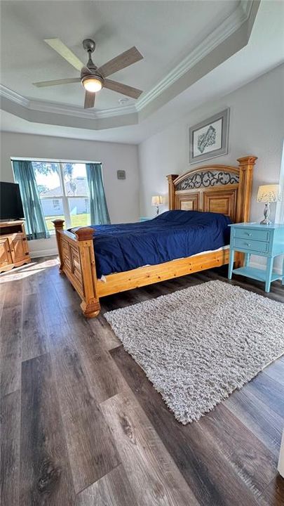 For Sale: $334,900 (4 beds, 2 baths, 1766 Square Feet)