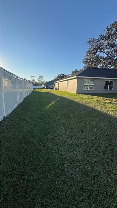 For Sale: $334,900 (4 beds, 2 baths, 1766 Square Feet)