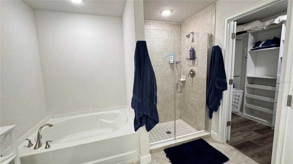 For Sale: $334,900 (4 beds, 2 baths, 1766 Square Feet)