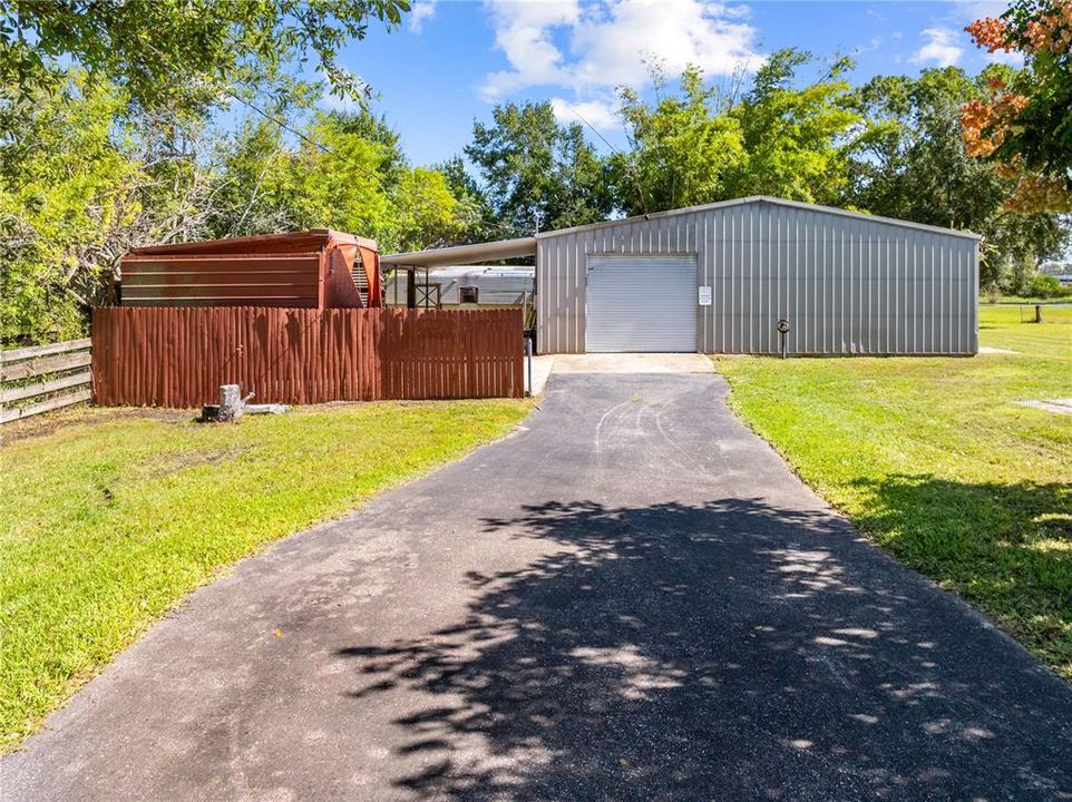 Activo con contrato: $525,000 (3 camas, 2 baños, 2277 Pies cuadrados)