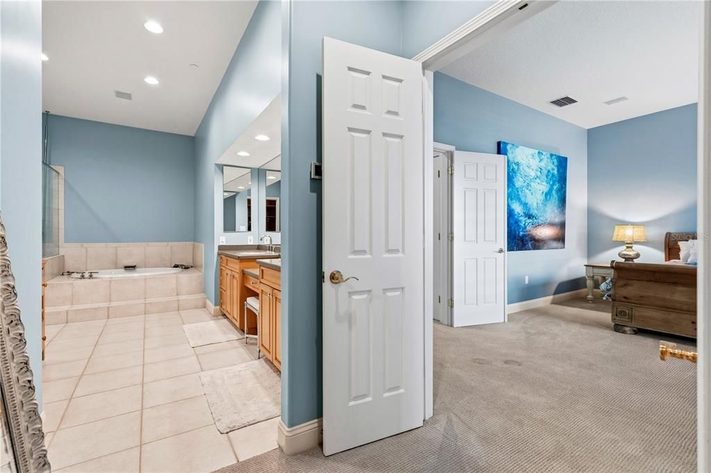 For Rent: $9,500 (2 beds, 2 baths, 2850 Square Feet)