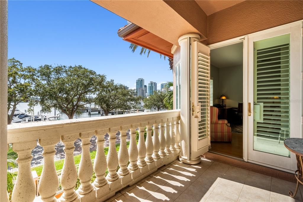 For Rent: $9,500 (2 beds, 2 baths, 2850 Square Feet)