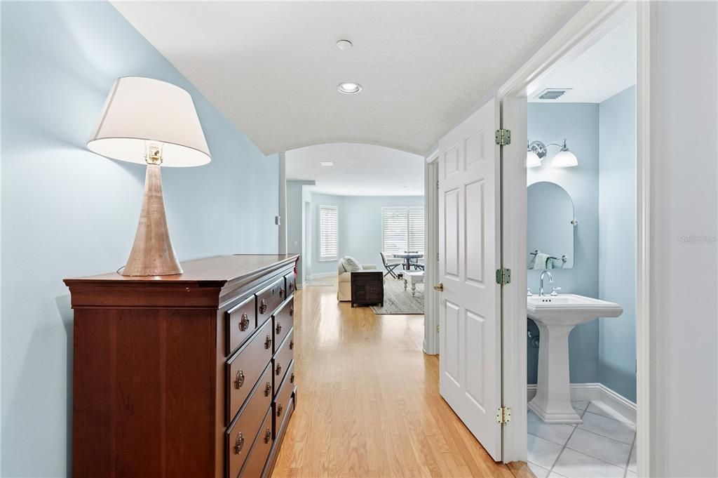 For Rent: $9,500 (2 beds, 2 baths, 2850 Square Feet)