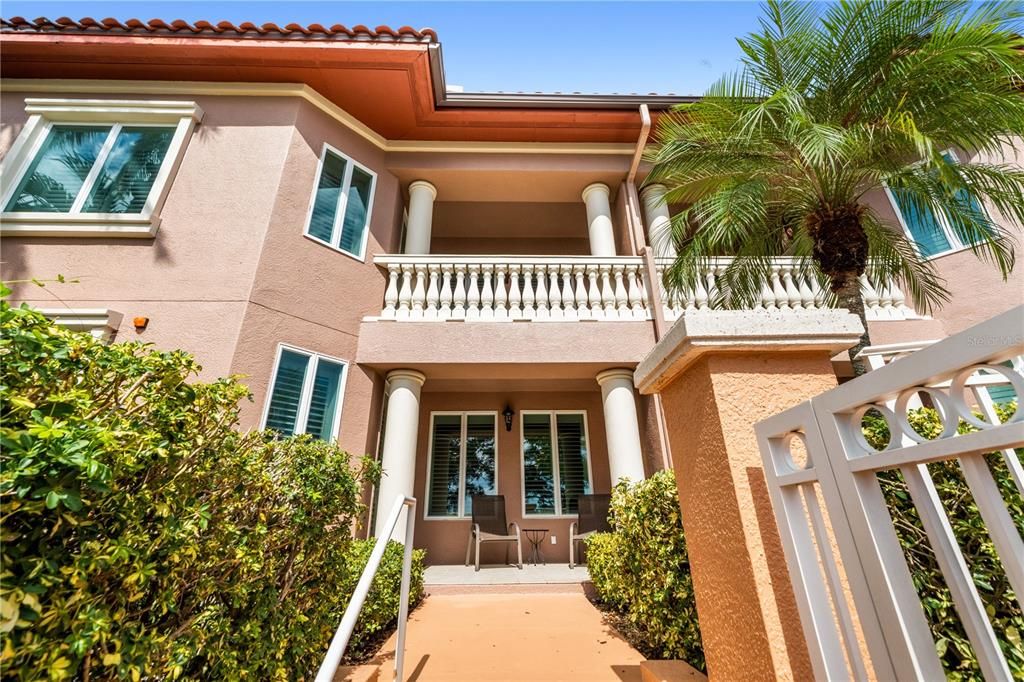 For Rent: $9,500 (2 beds, 2 baths, 2850 Square Feet)