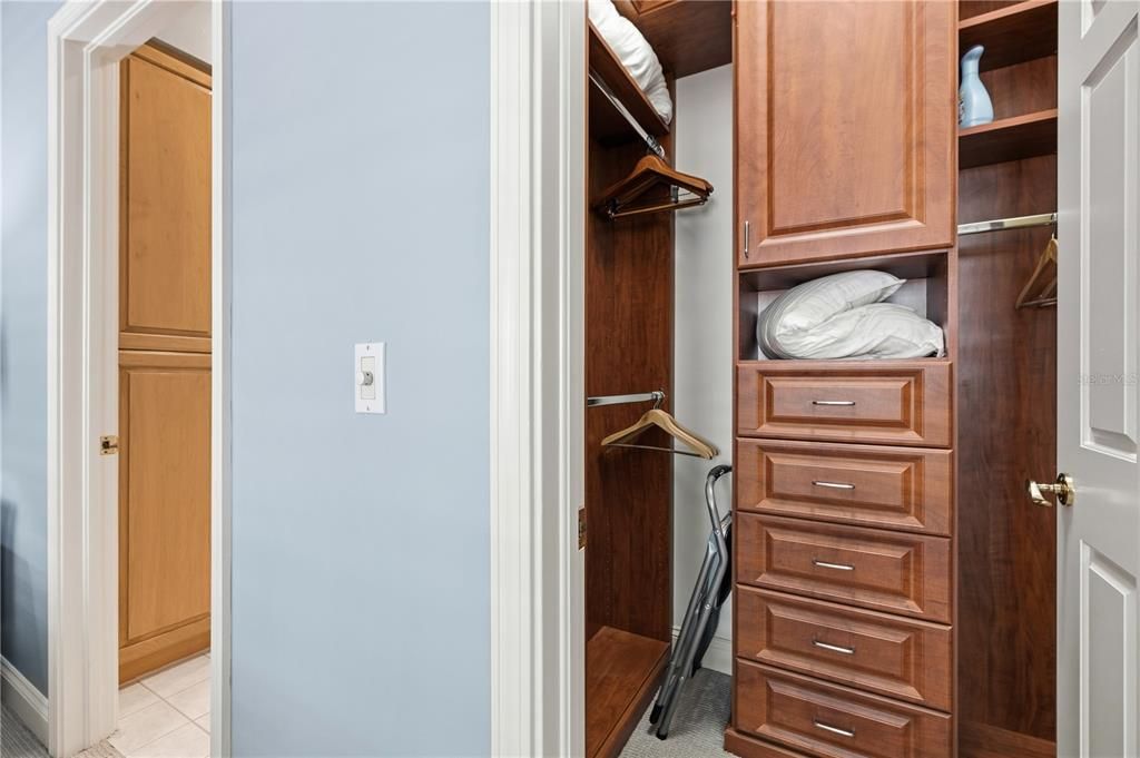 For Rent: $9,500 (2 beds, 2 baths, 2850 Square Feet)