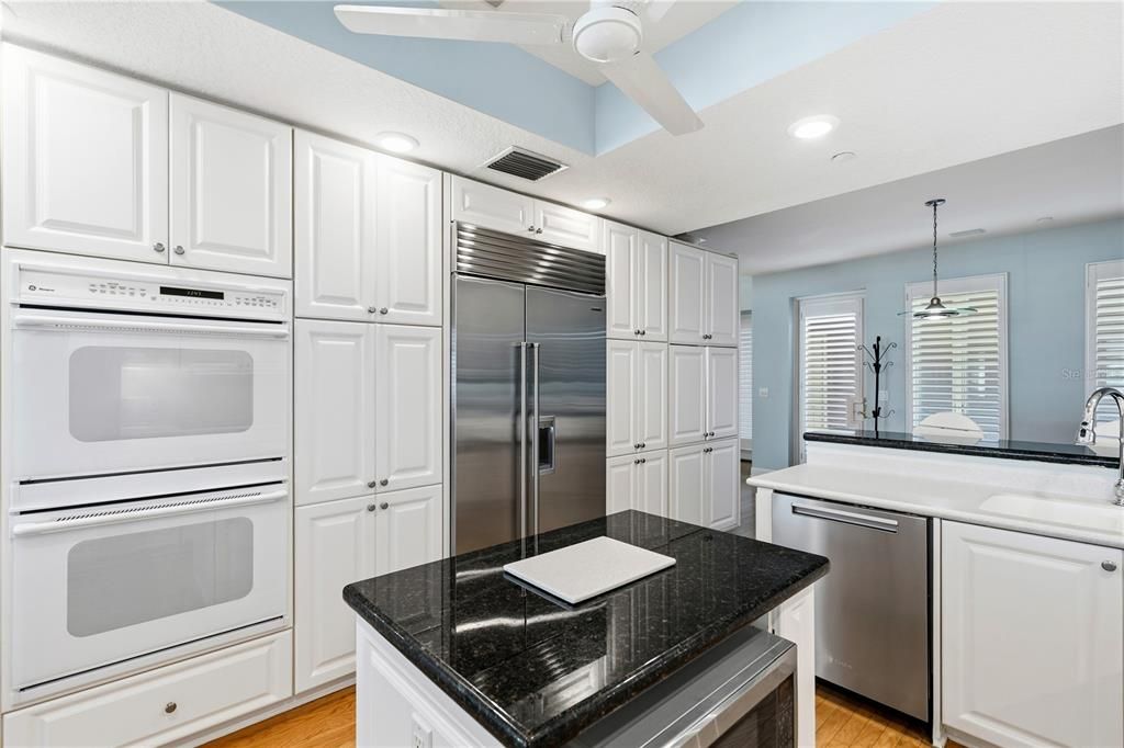 For Rent: $9,500 (2 beds, 2 baths, 2850 Square Feet)