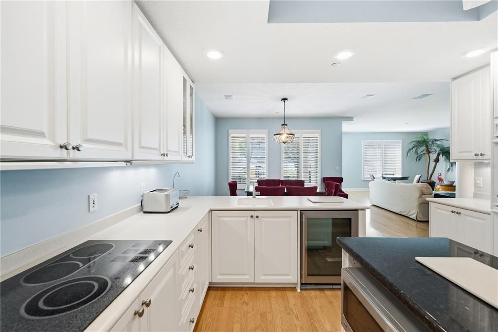 For Rent: $9,500 (2 beds, 2 baths, 2850 Square Feet)