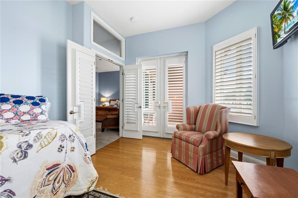 For Rent: $9,500 (2 beds, 2 baths, 2850 Square Feet)