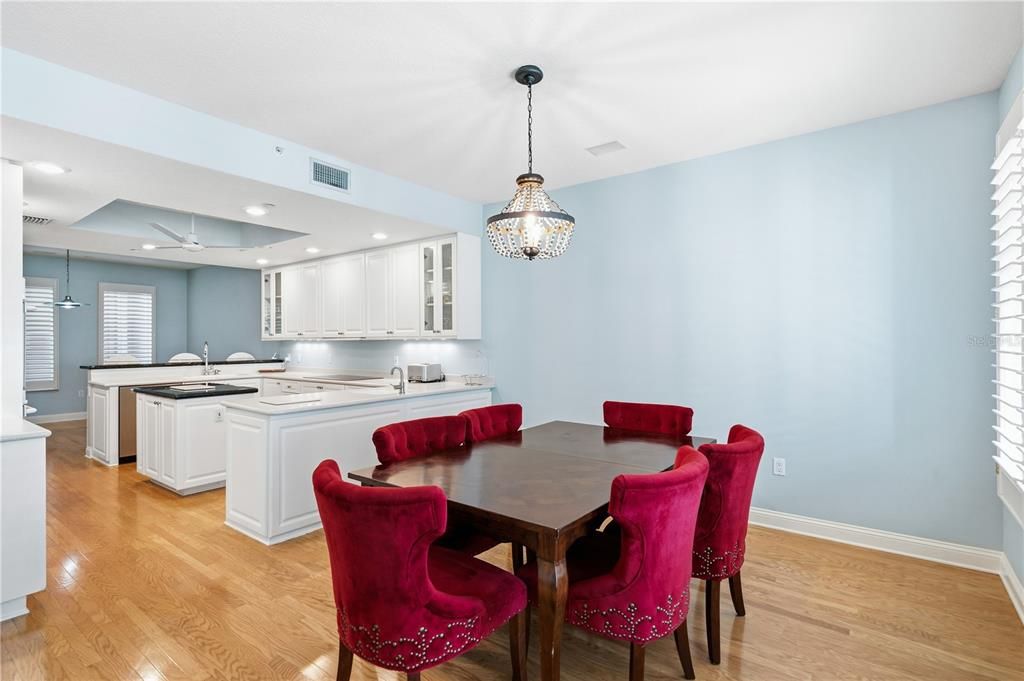 For Rent: $9,500 (2 beds, 2 baths, 2850 Square Feet)