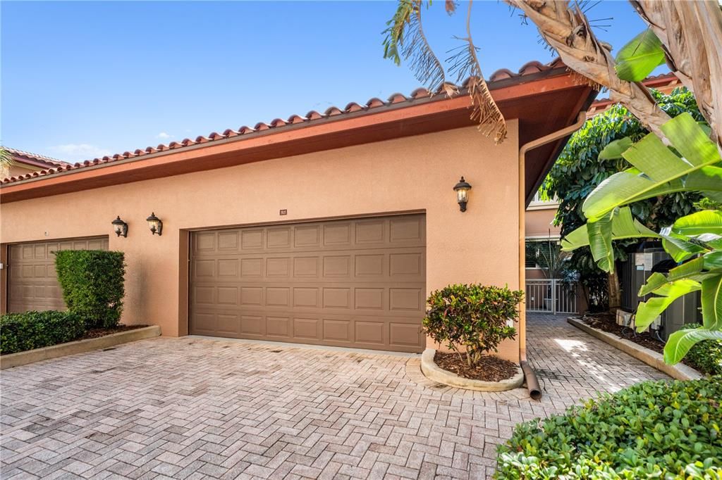 For Rent: $9,500 (2 beds, 2 baths, 2850 Square Feet)