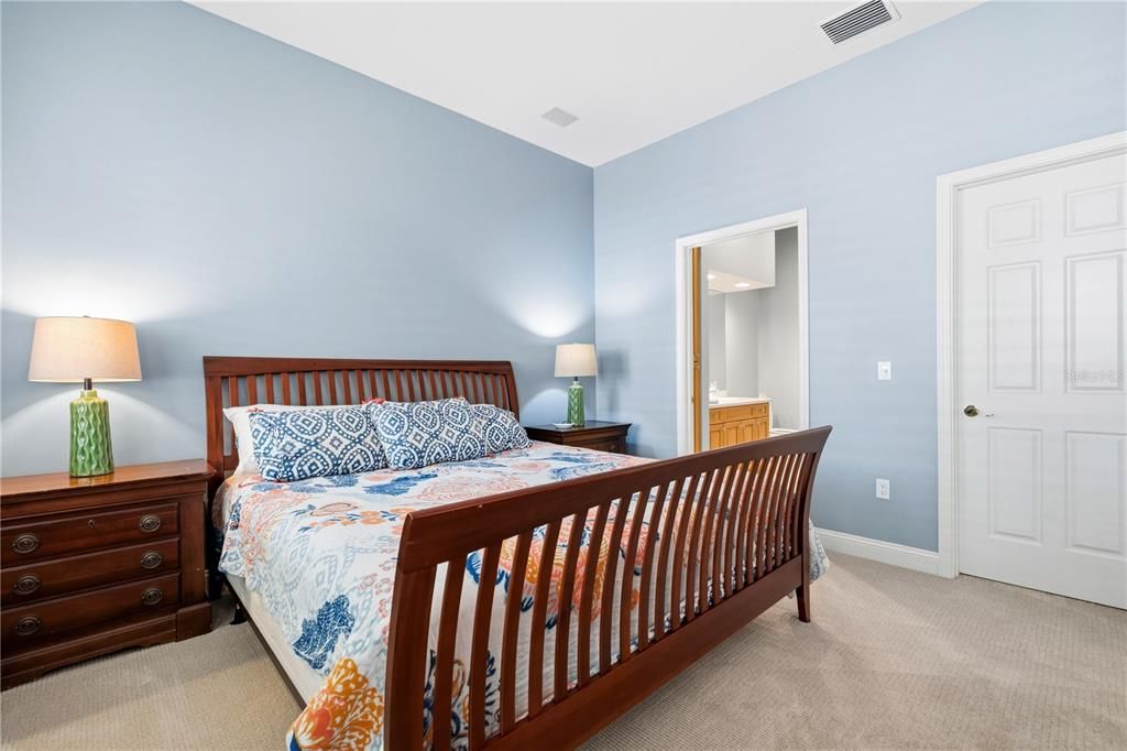 For Rent: $9,500 (2 beds, 2 baths, 2850 Square Feet)