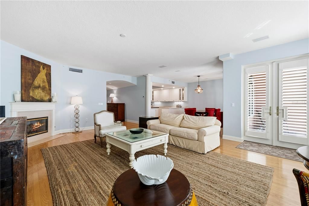 For Rent: $9,500 (2 beds, 2 baths, 2850 Square Feet)