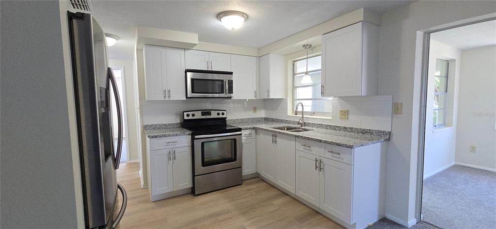 En Venta: $259,900 (2 camas, 2 baños, 1249 Pies cuadrados)