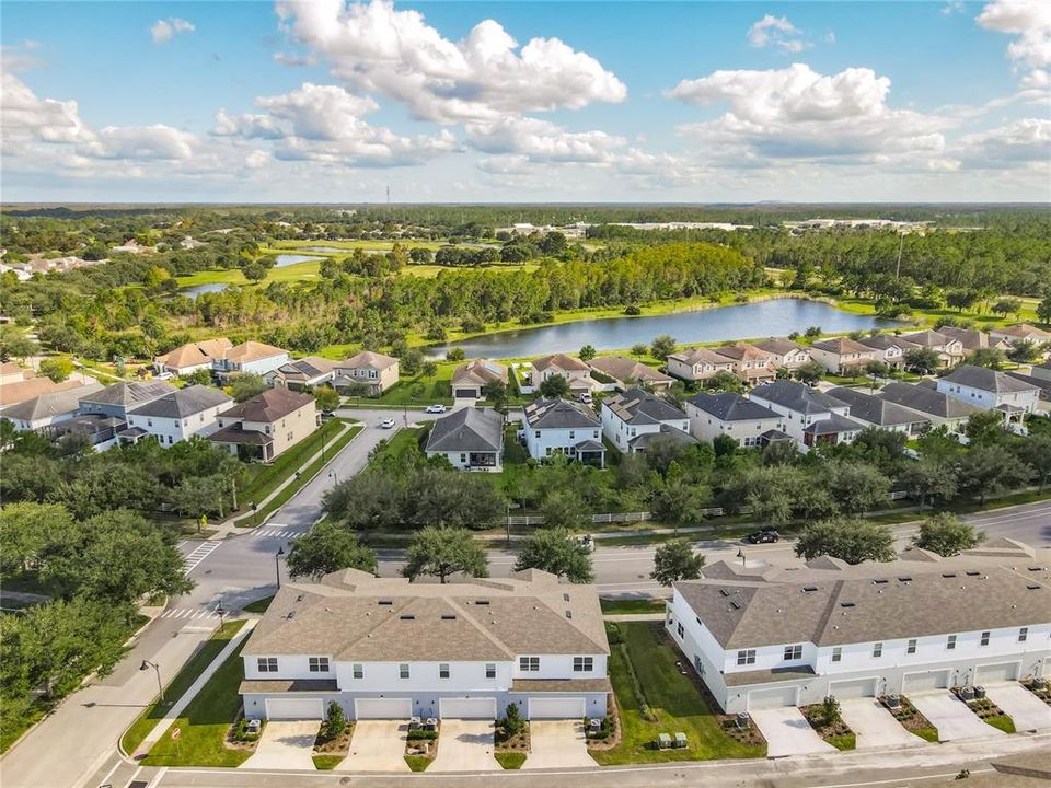 待售: $359,995 (4 贝兹, 2 浴室, 1960 平方英尺)