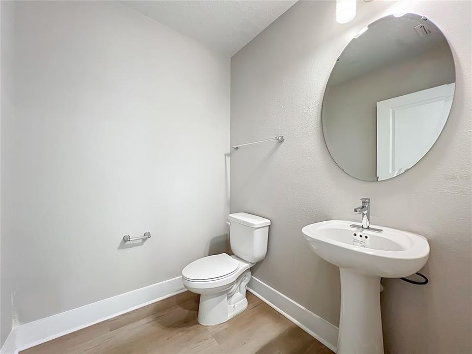 待售: $359,995 (4 贝兹, 2 浴室, 1960 平方英尺)