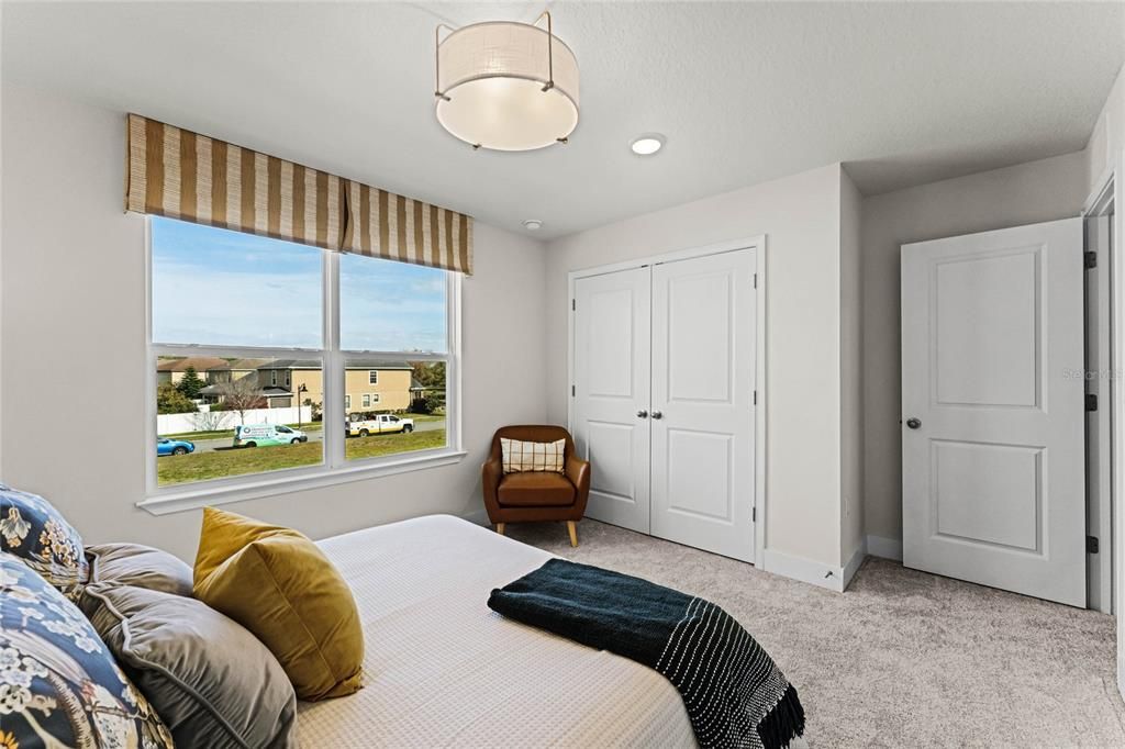 待售: $359,995 (4 贝兹, 2 浴室, 1960 平方英尺)