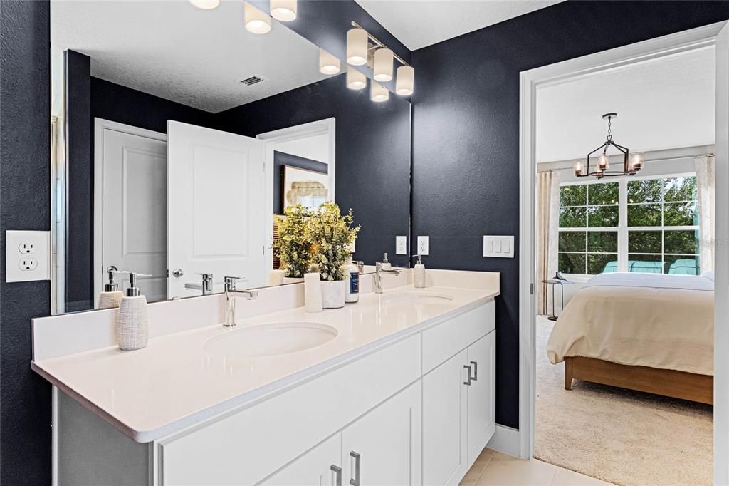 待售: $359,995 (4 贝兹, 2 浴室, 1960 平方英尺)