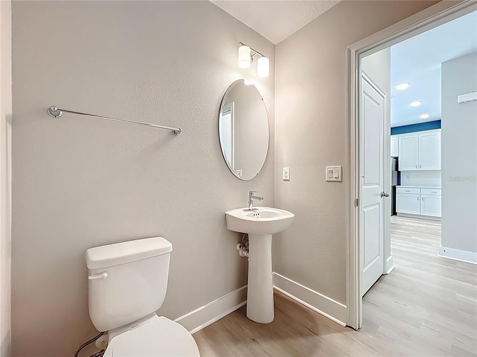 待售: $359,995 (4 贝兹, 2 浴室, 1960 平方英尺)