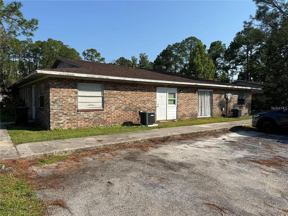 For Sale: $449,900 (8 beds, 0 baths, 1800 Square Feet)