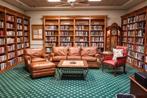 For Sale: $275,000 (2 beds, 2 baths, 1565 Square Feet)