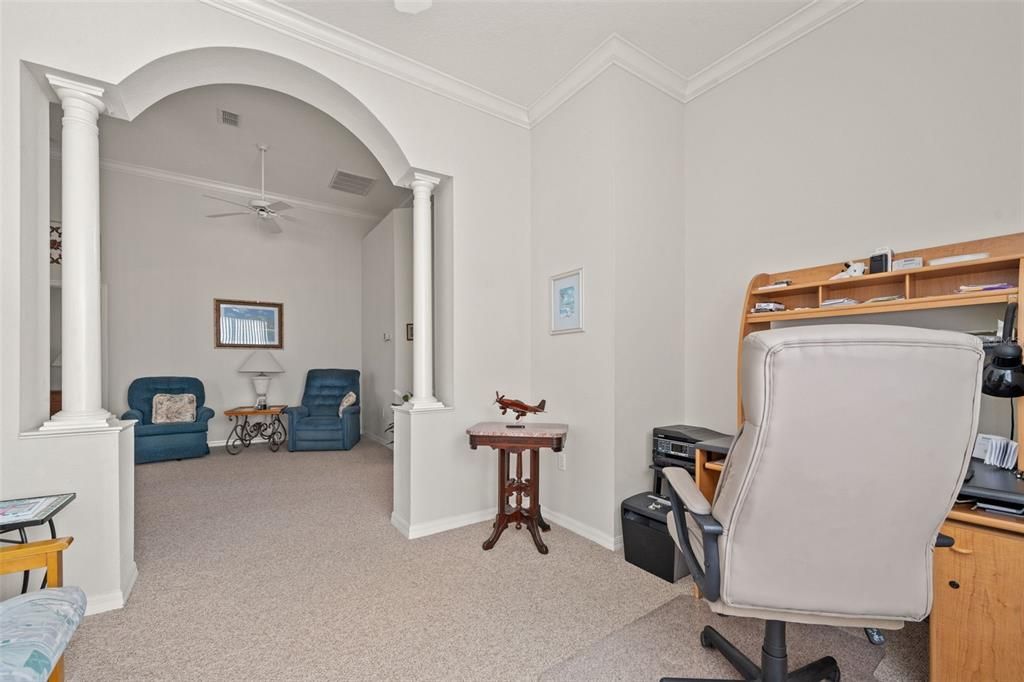 For Sale: $275,000 (2 beds, 2 baths, 1565 Square Feet)