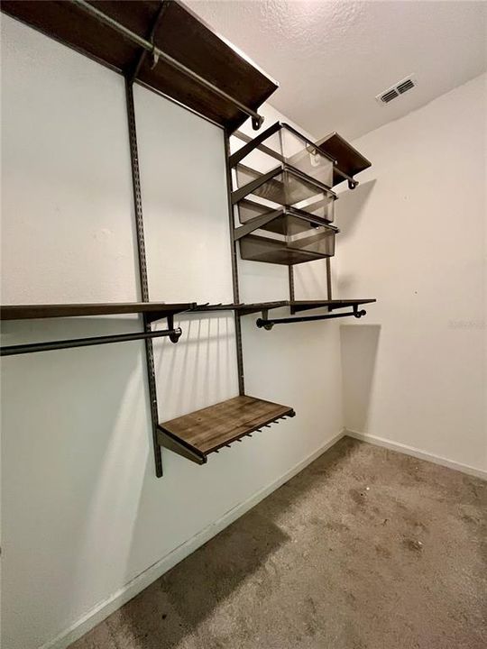 出租: $2,250 (4 贝兹, 2 浴室, 1600 平方英尺)