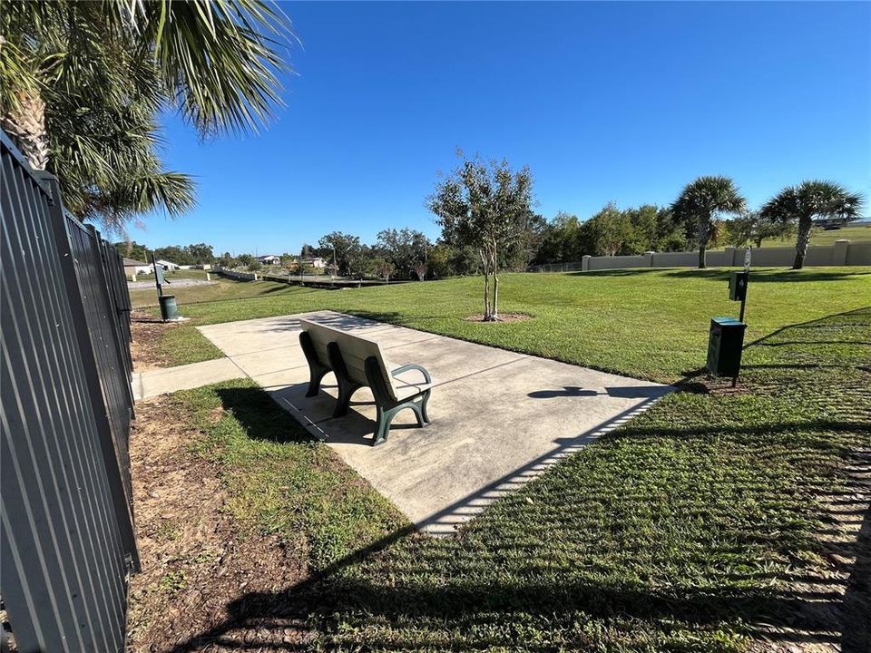 出租: $2,250 (4 贝兹, 2 浴室, 1600 平方英尺)