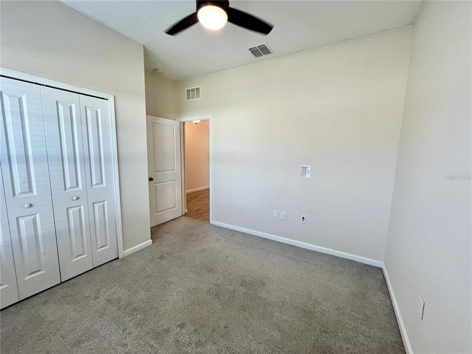 出租: $2,250 (4 贝兹, 2 浴室, 1600 平方英尺)