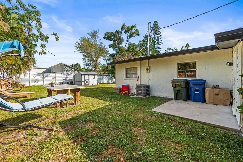 For Sale: $349,000 (3 beds, 1 baths, 1018 Square Feet)